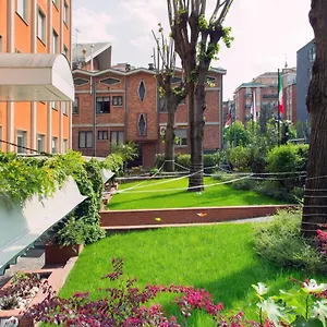 מלון Eco & Bioriso Restaurant